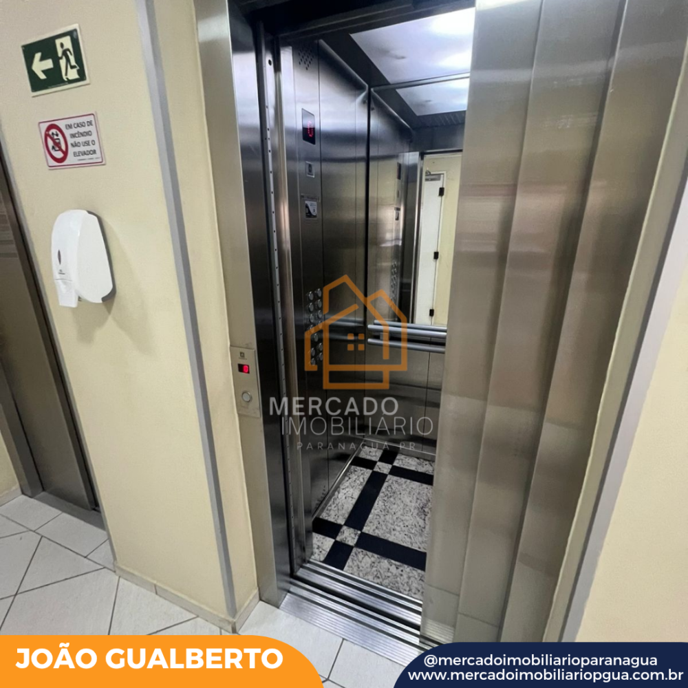 Cópia de Post instagram corretor de imóveis moderno fotográfico laranja e a_20260504_111722_0001